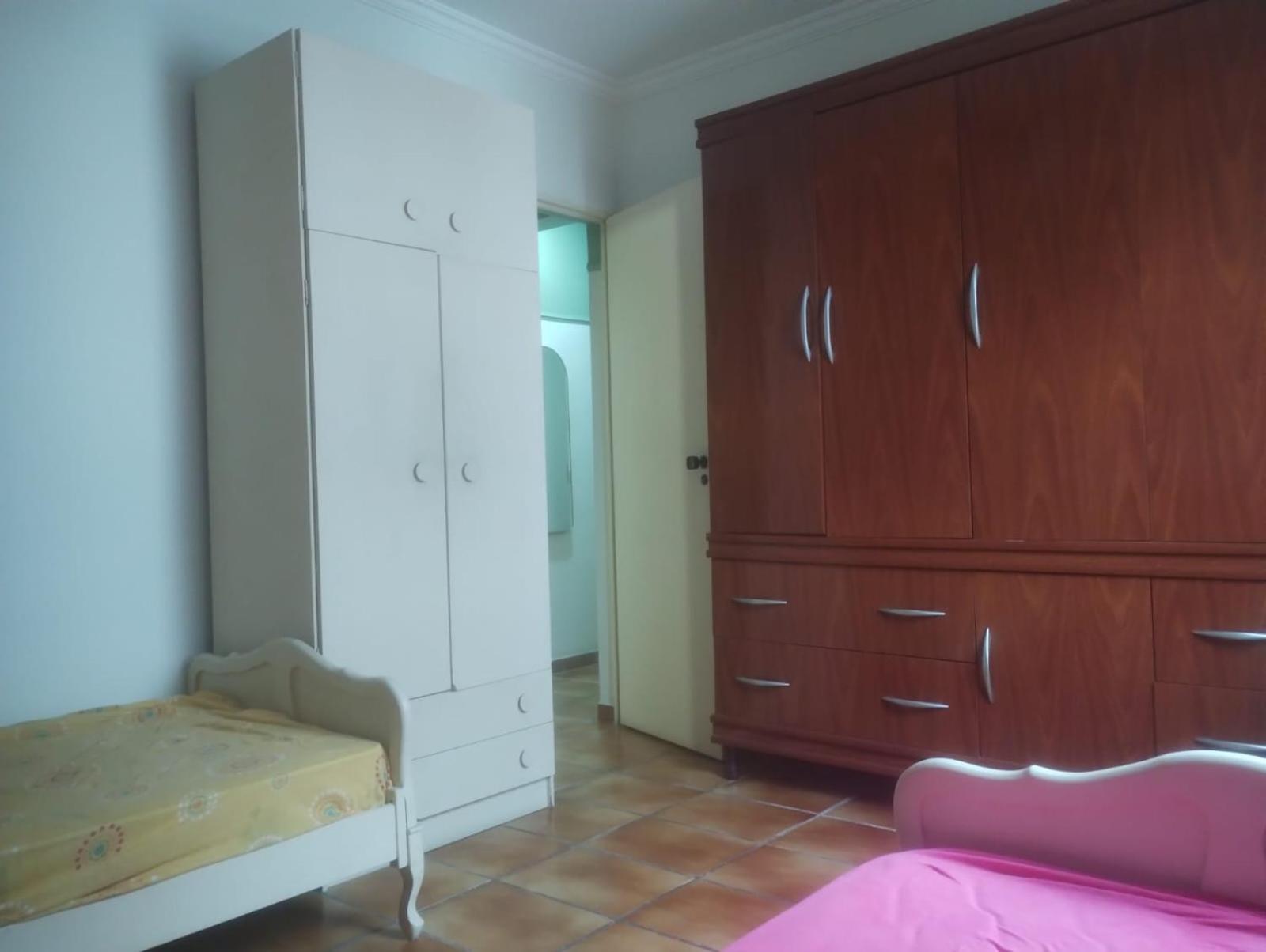 O Ape No Apartamento *